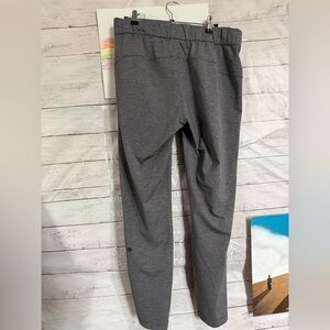 Lululemon on the fly Athletic Pants